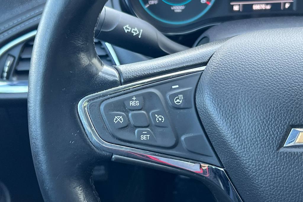 Thumbnail: 2018 Chevrolet Cruze - 27