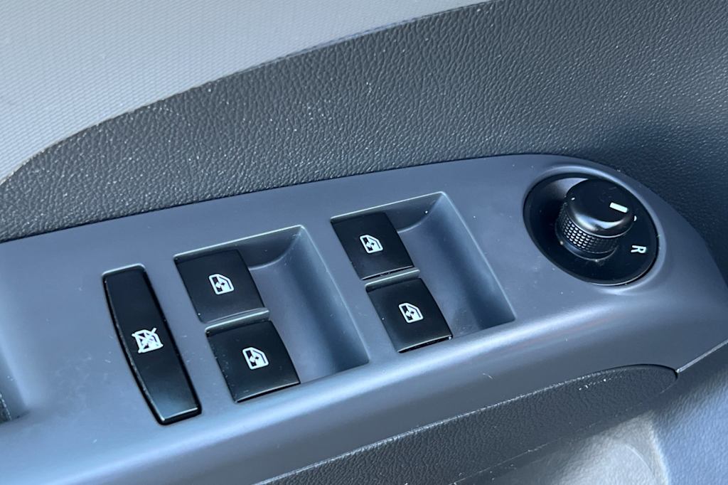 Thumbnail: 2014 Chevrolet Sonic - 21