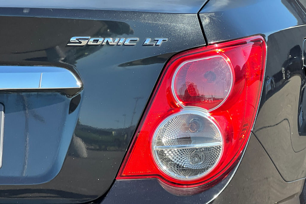 Thumbnail: 2014 Chevrolet Sonic - 30