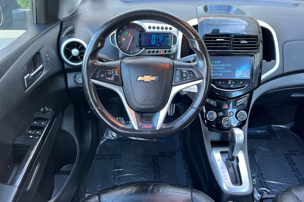 Thumbnail: 2015 Chevrolet Sonic - 10