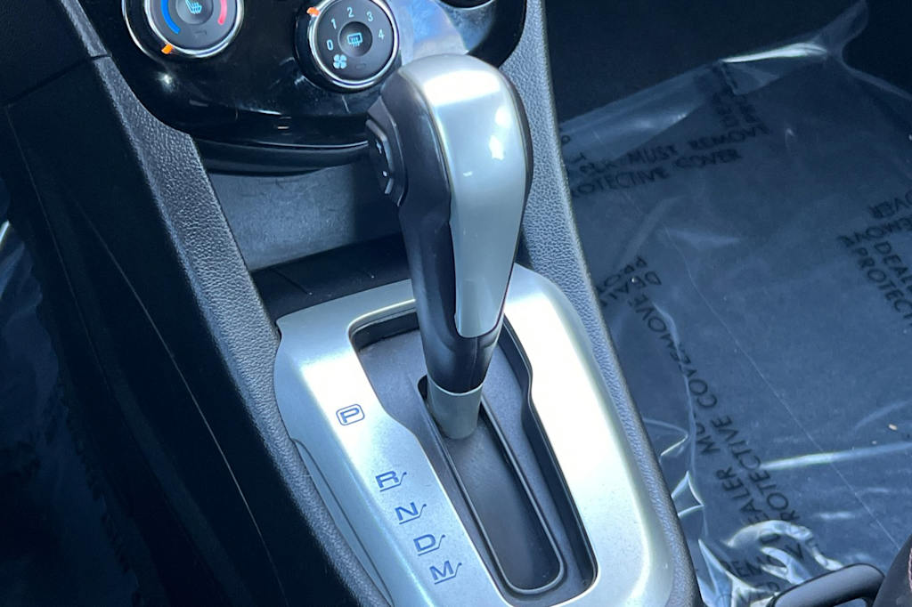 Thumbnail: 2015 Chevrolet Sonic - 13
