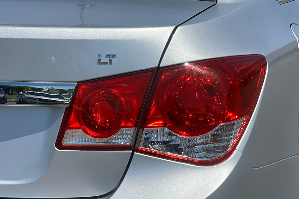 Thumbnail: 2016 Chevrolet Cruze - 28