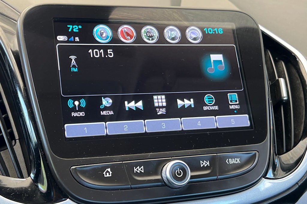 Thumbnail: 2018 Chevrolet Volt - 14