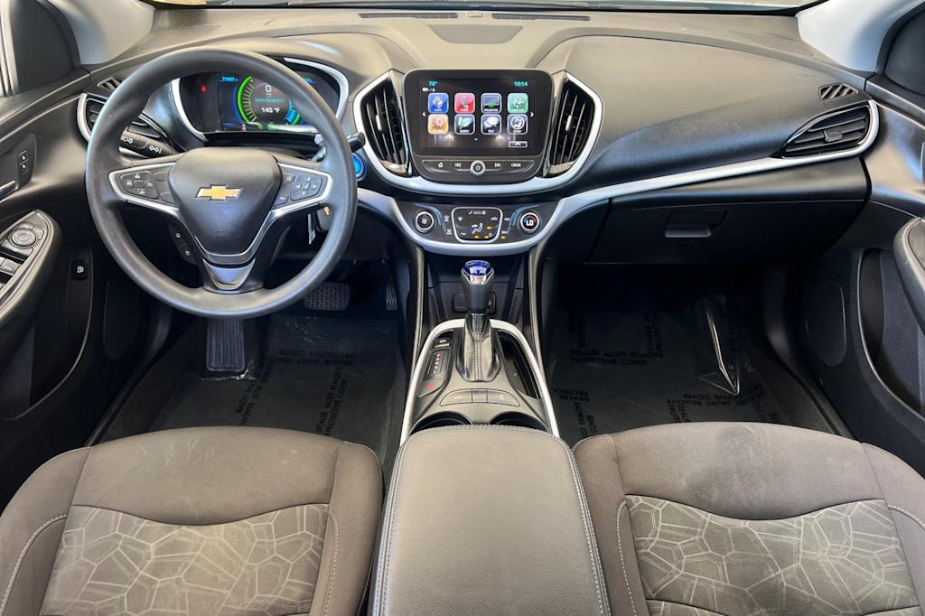 Thumbnail: 2018 Chevrolet Volt - 2