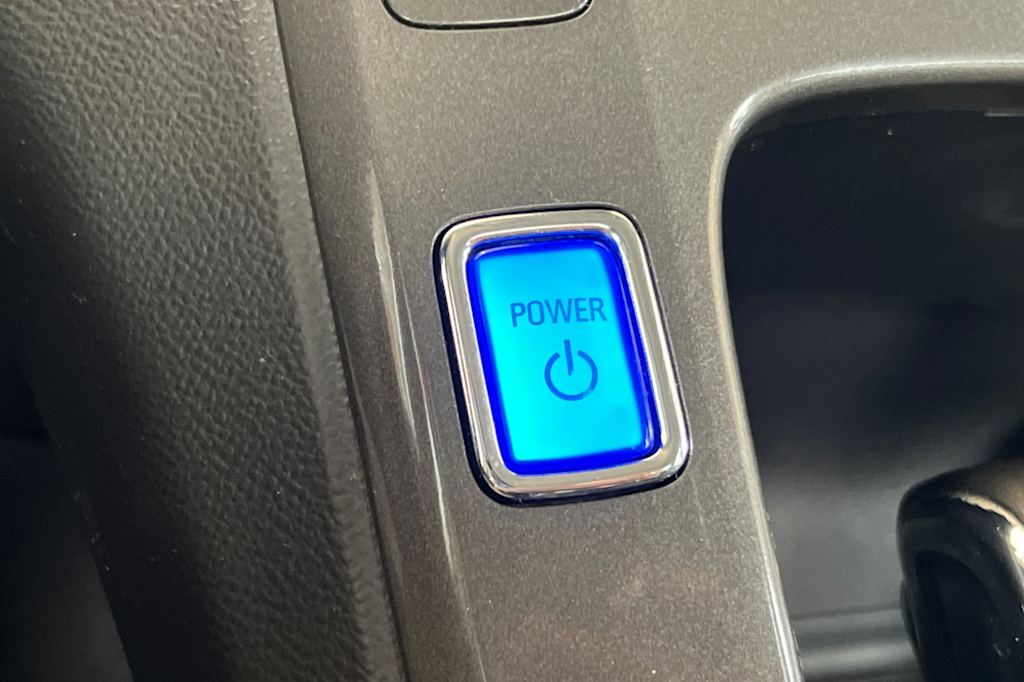 Thumbnail: 2014 Chevrolet Volt - 17