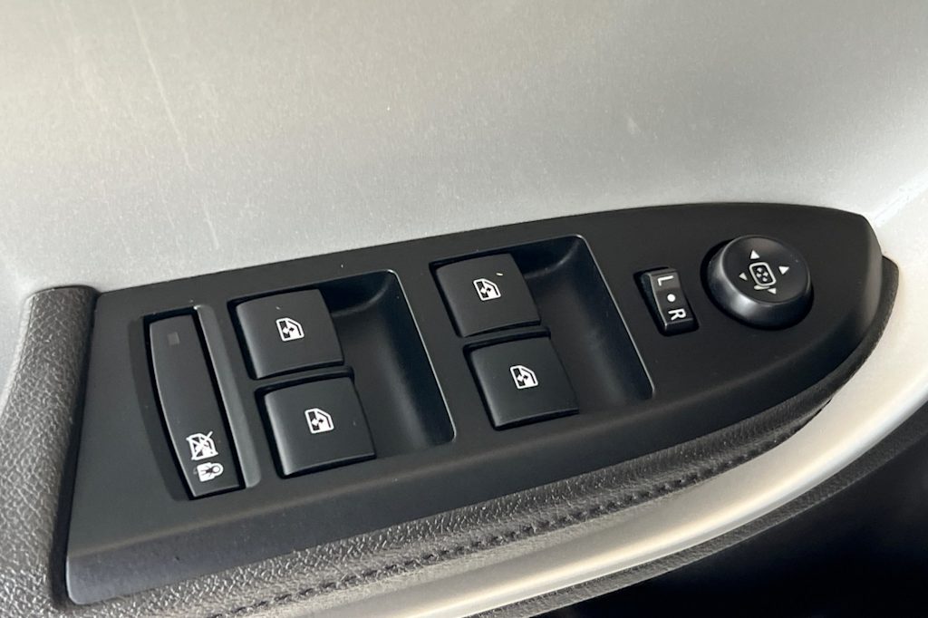 Thumbnail: 2014 Chevrolet Volt - 23