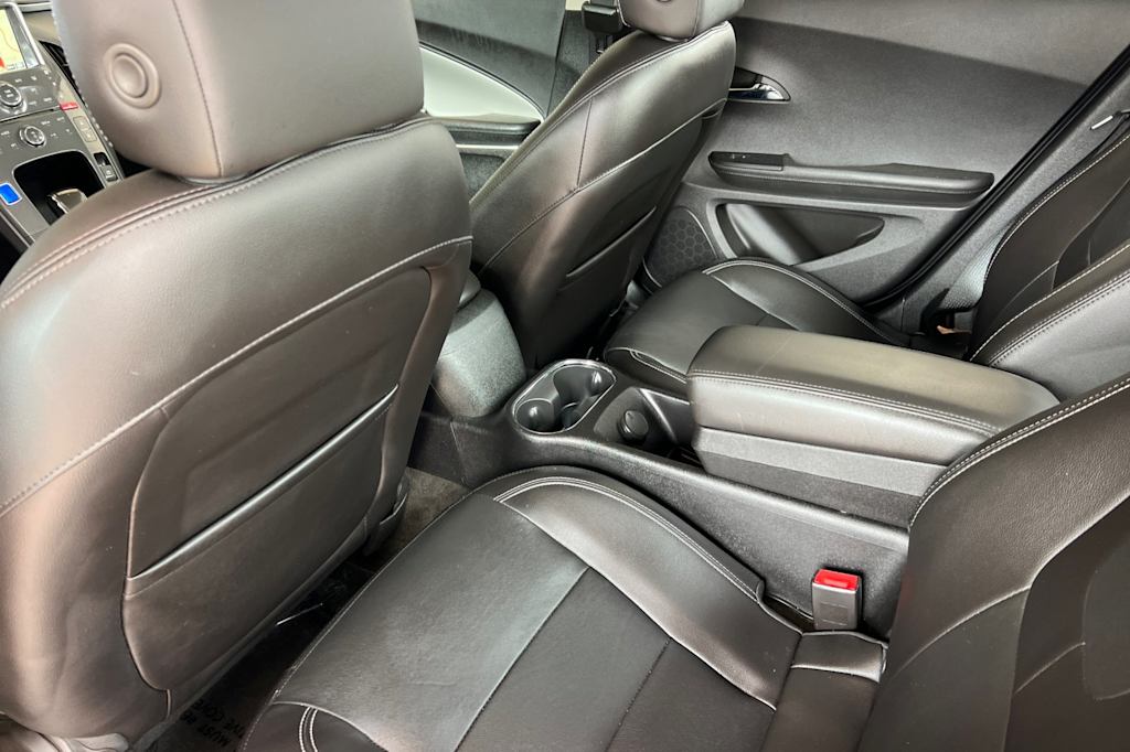 Thumbnail: 2014 Chevrolet Volt - 11