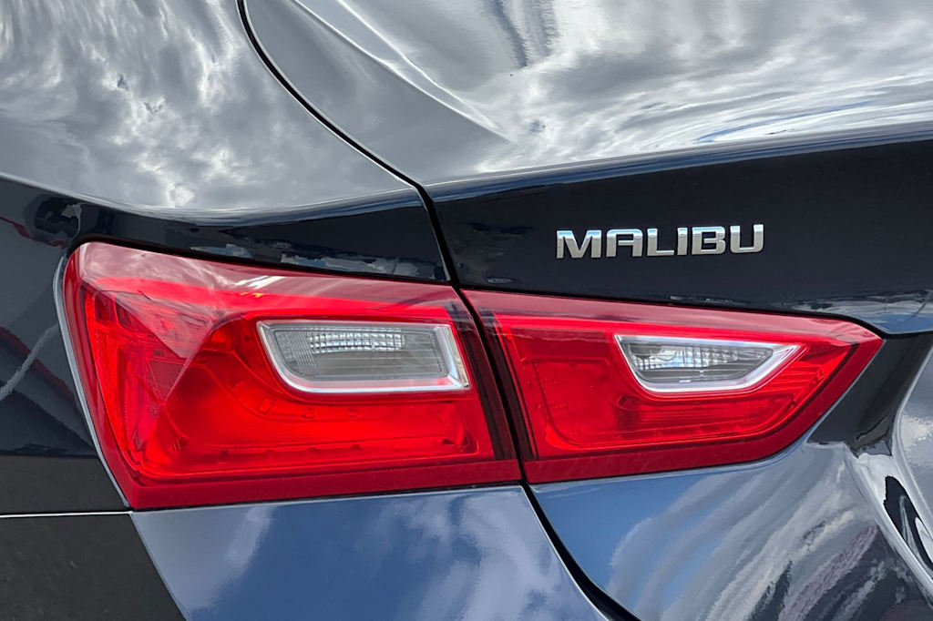 Thumbnail: 2023 Chevrolet Malibu - 31