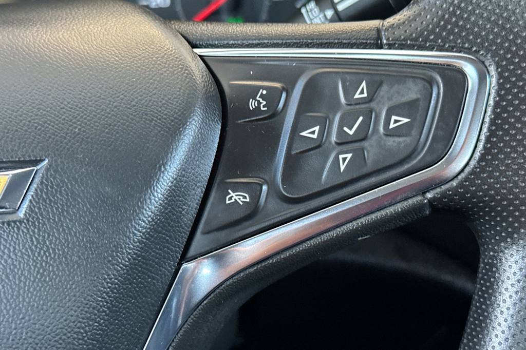 Thumbnail: 2023 Chevrolet Malibu - 29