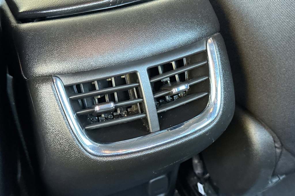 Thumbnail: 2023 Chevrolet Malibu - 22