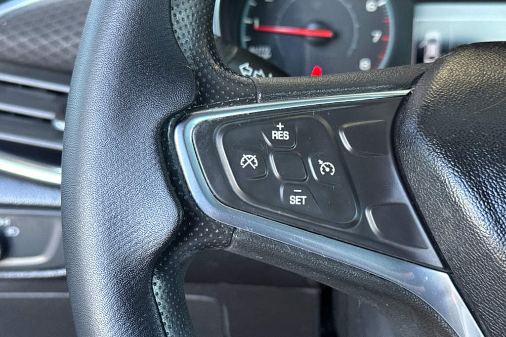 Thumbnail: 2019 Chevrolet Malibu - 28