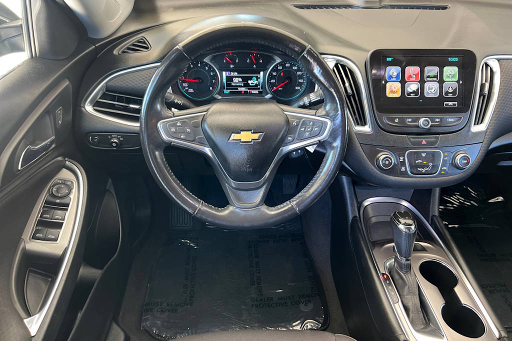 Thumbnail: 2018 Chevrolet Malibu - 10