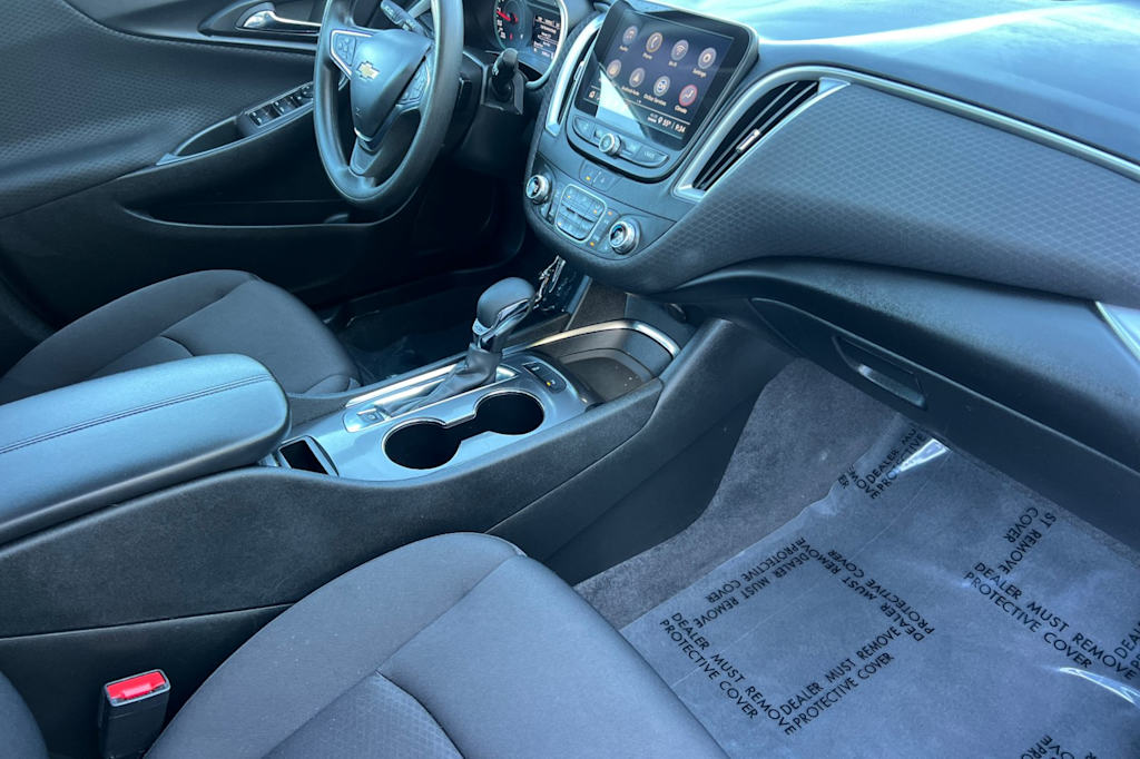 Thumbnail: 2024 Chevrolet Malibu - 12