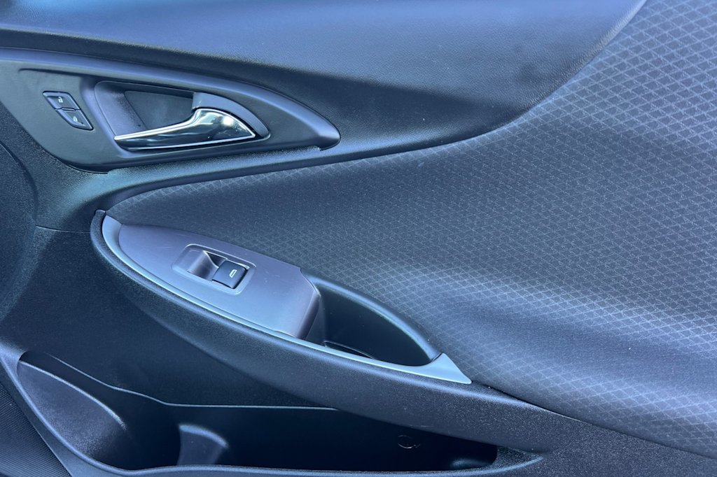 Thumbnail: 2024 Chevrolet Malibu - 22