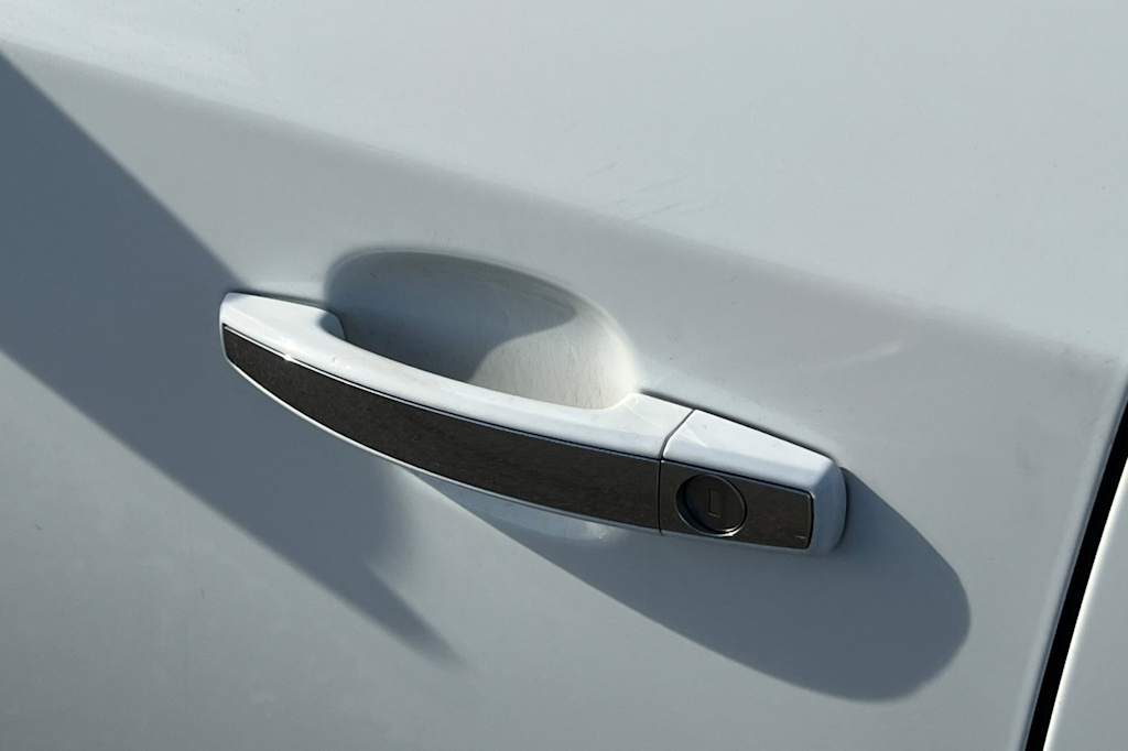 Thumbnail: 2013 Buick LaCrosse - 11