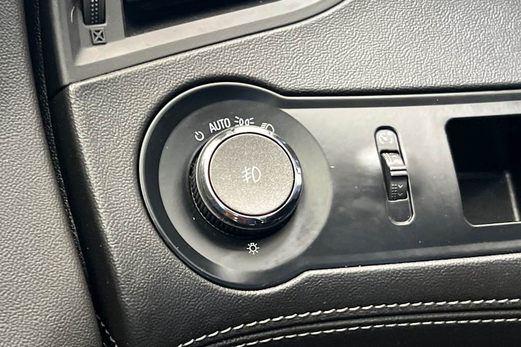Thumbnail: 2013 Buick LaCrosse - 29