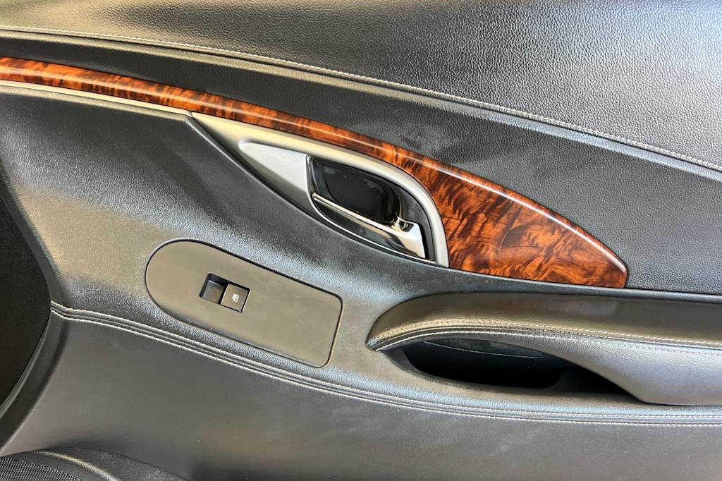 Thumbnail: 2013 Buick LaCrosse - 7