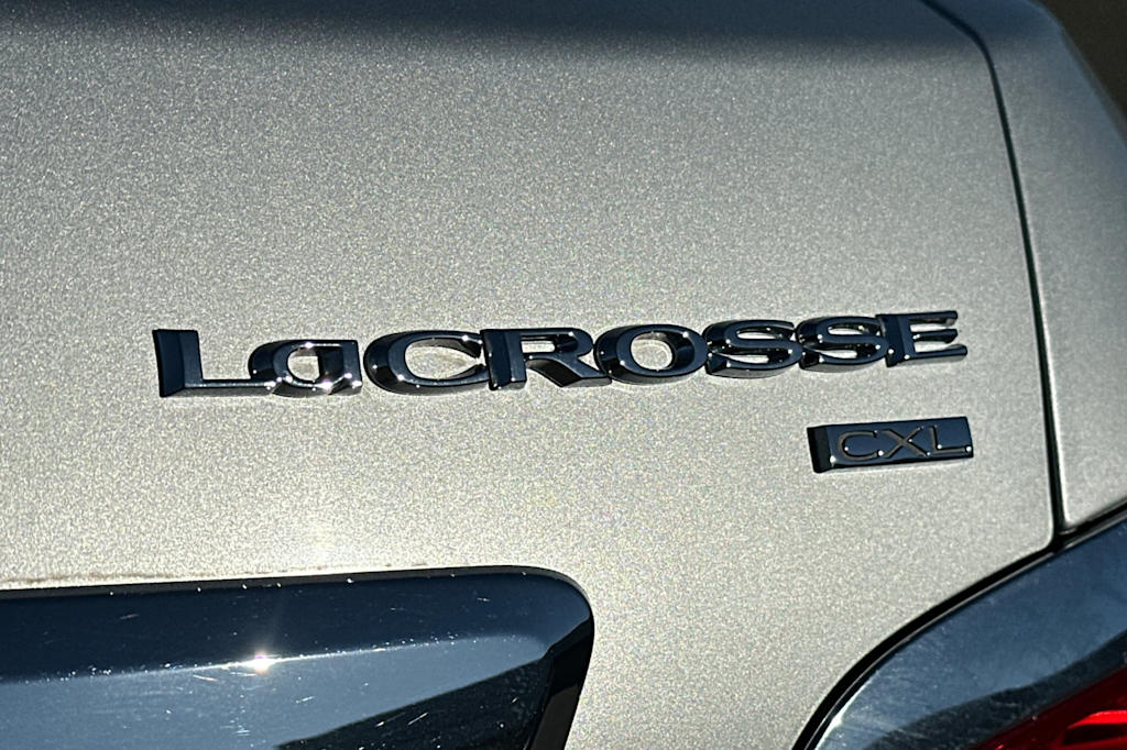 Thumbnail: 2011 Buick LaCrosse - 30