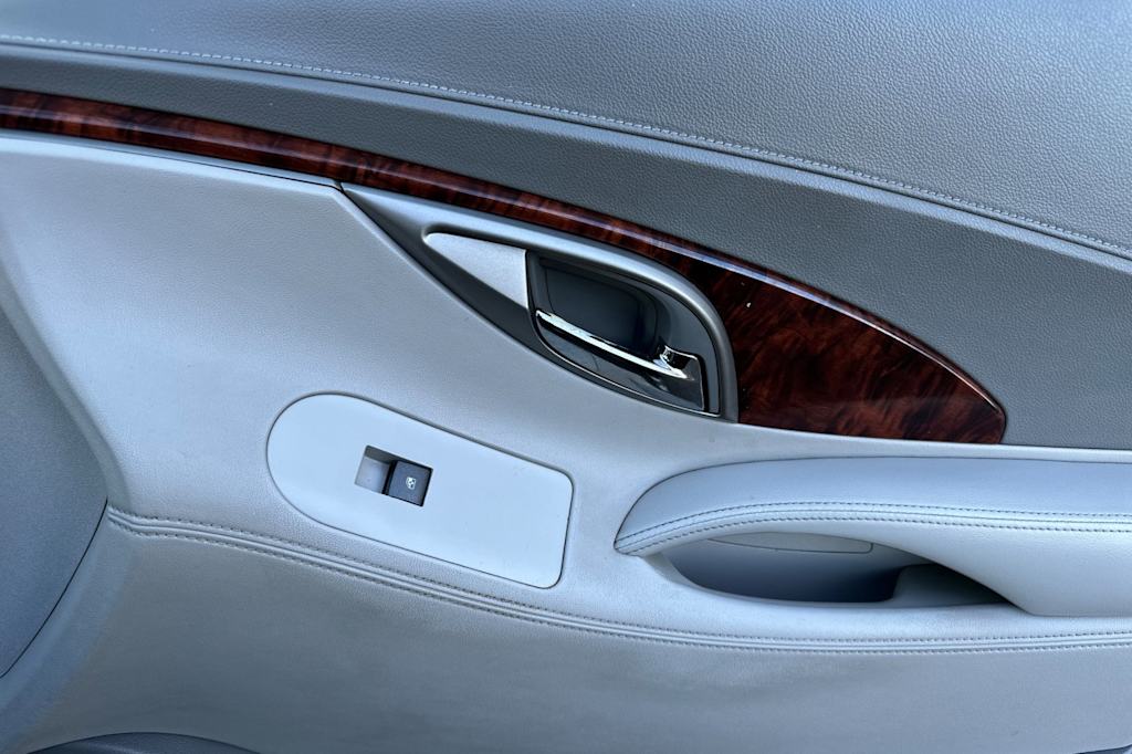 Thumbnail: 2011 Buick LaCrosse - 7