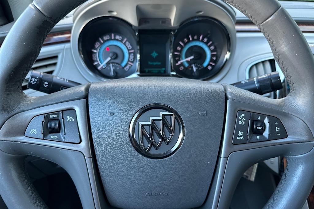 Thumbnail: 2011 Buick LaCrosse - 25