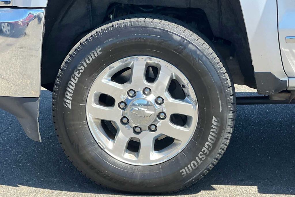 Thumbnail: 2015 Chevrolet Silverado 3500 - 8