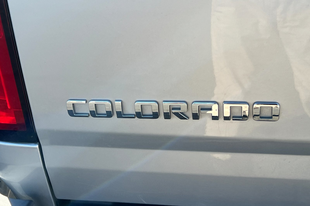 Thumbnail: 2016 Chevrolet Colorado - 22