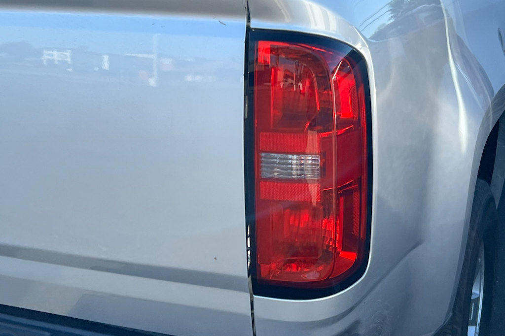 Thumbnail: 2016 Chevrolet Colorado - 19