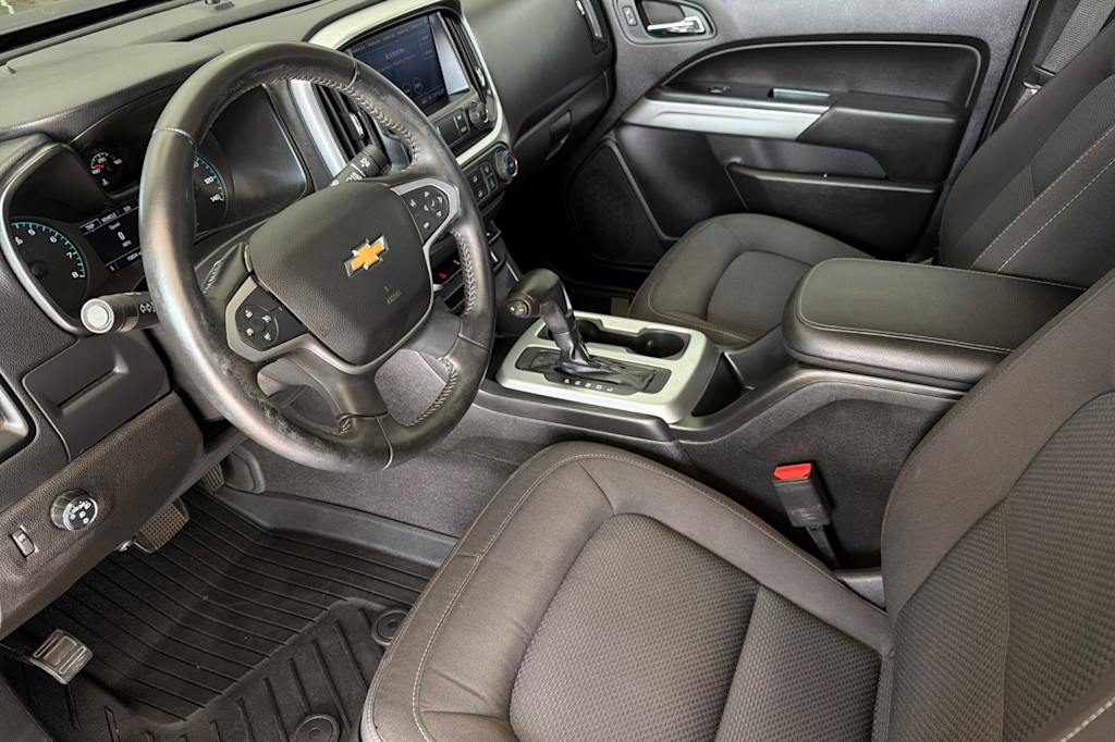 Thumbnail: 2021 Chevrolet Colorado - 9