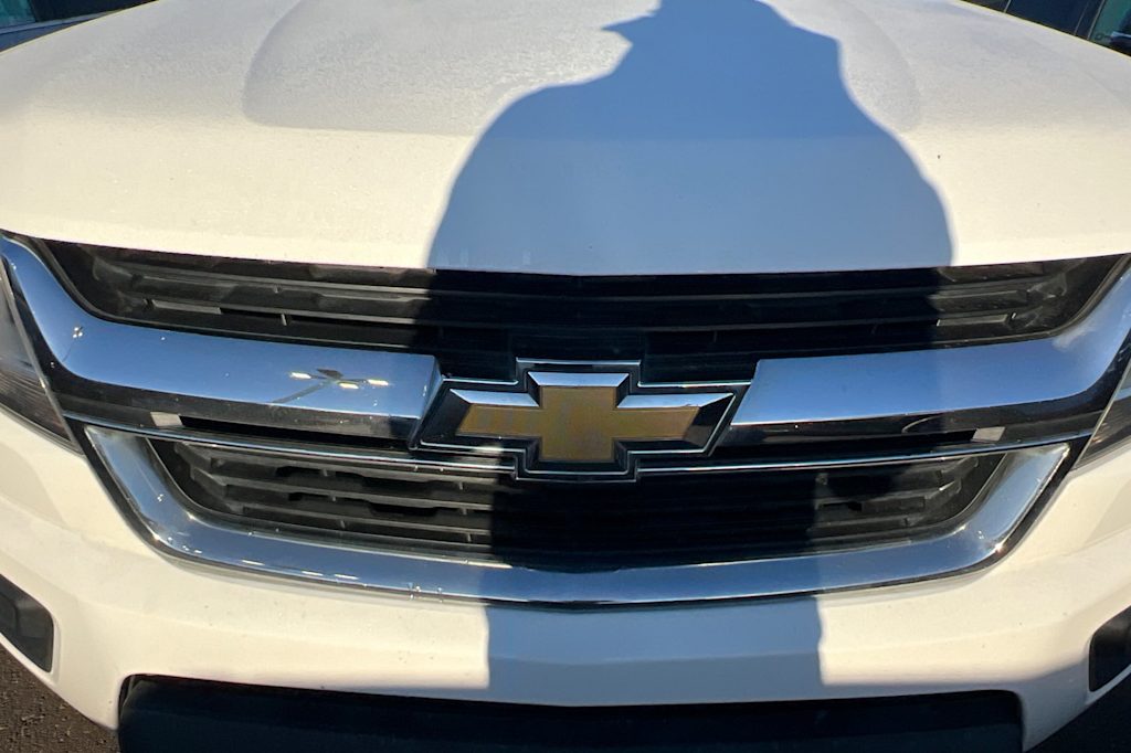 Thumbnail: 2017 Chevrolet Colorado - 16