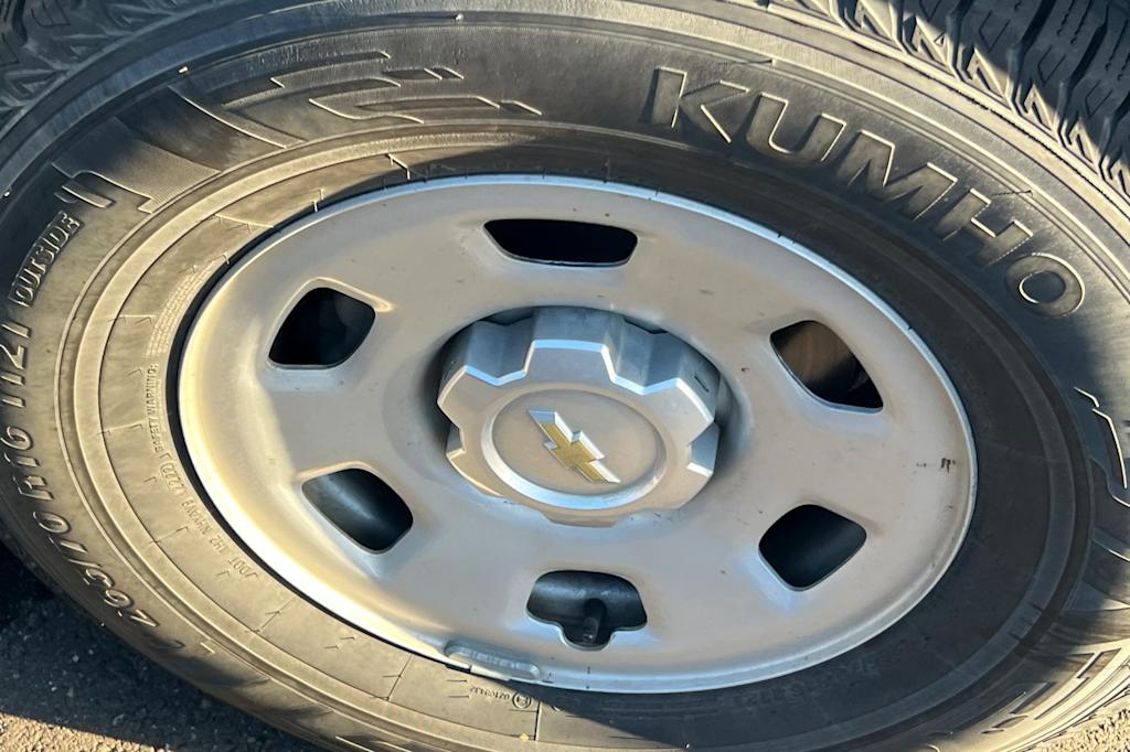 Thumbnail: 2017 Chevrolet Colorado - 18