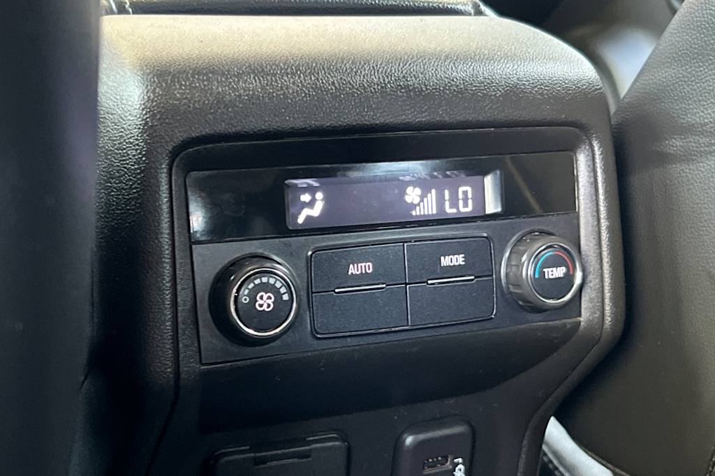 Thumbnail: 2019 GMC Acadia - 22