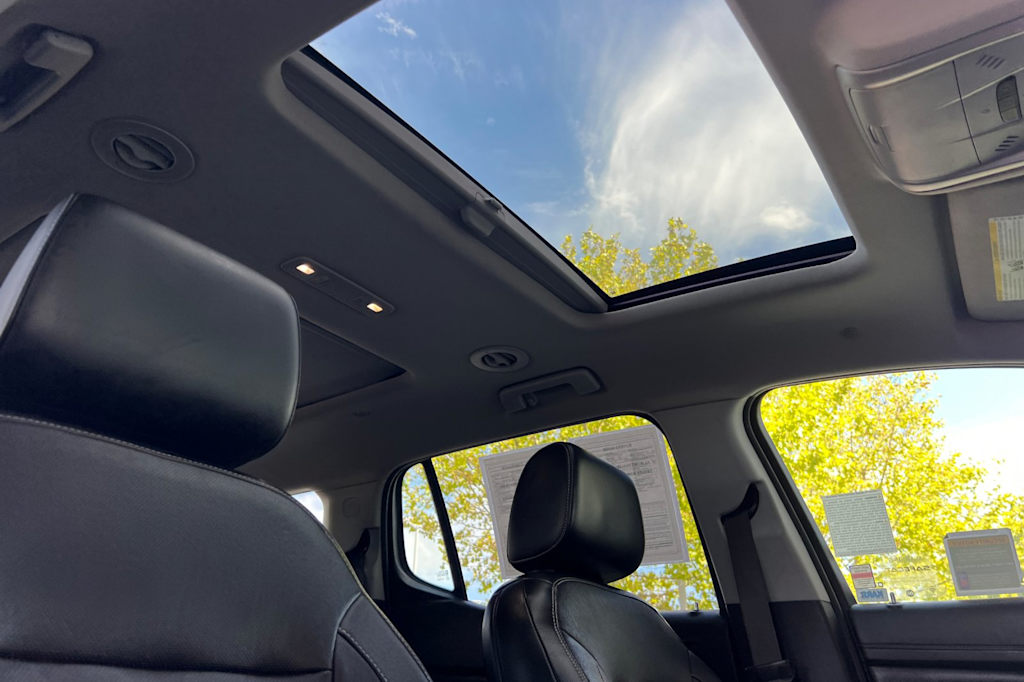 Thumbnail: 2019 GMC Acadia - 24
