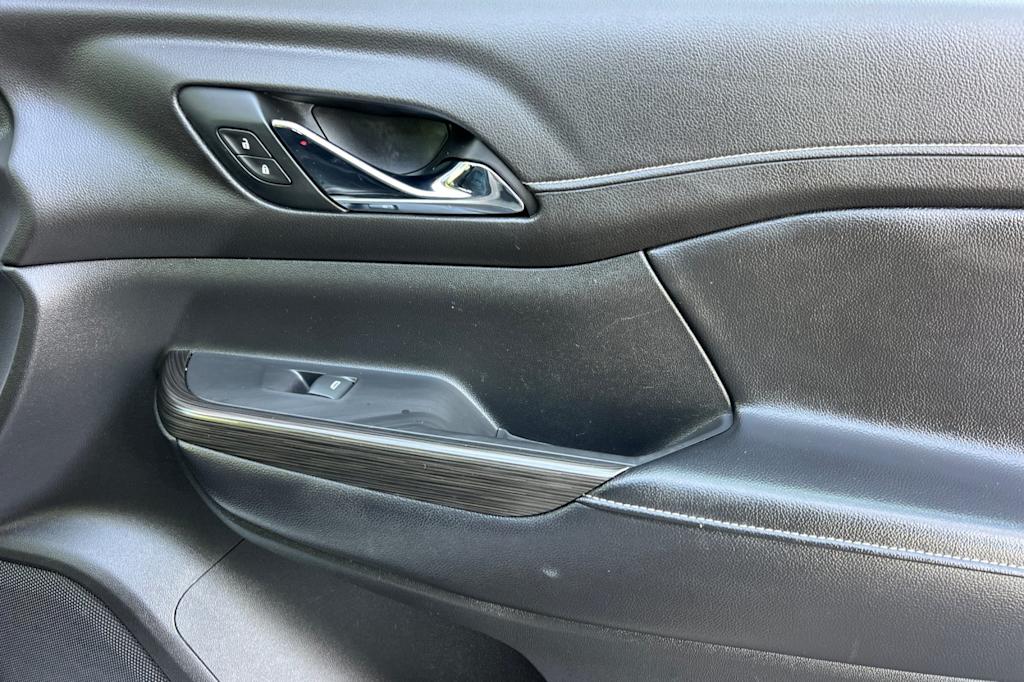 Thumbnail: 2019 GMC Acadia - 25