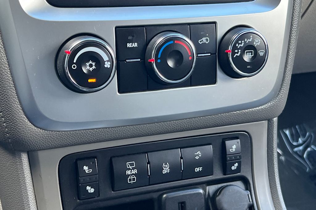 Thumbnail: 2016 GMC Acadia - 28