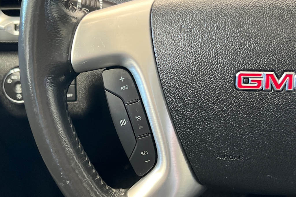 Thumbnail: 2016 GMC Acadia - 31