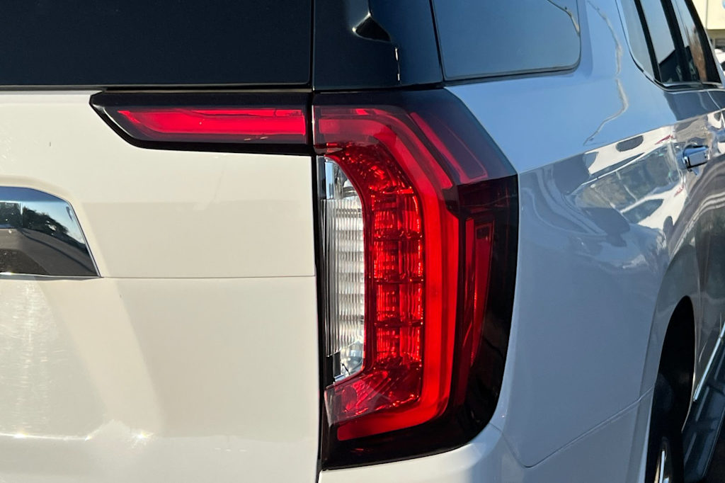 Thumbnail: 2021 GMC Yukon - 18