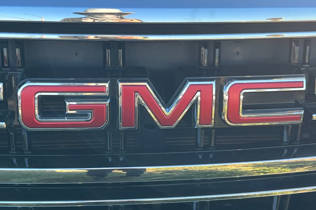 Thumbnail: 2021 GMC Yukon - 13