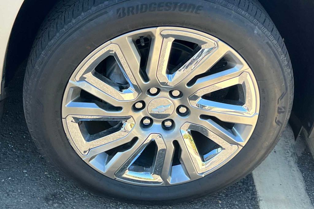 Thumbnail: 2021 Chevrolet Tahoe - 5