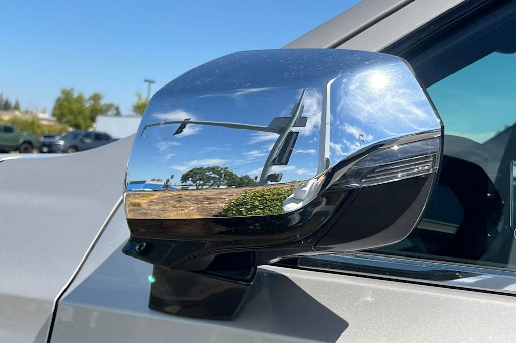 Thumbnail: 2021 Chevrolet Tahoe - 19