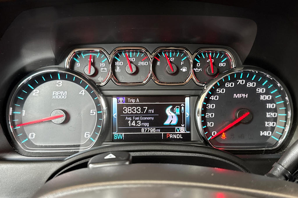 Thumbnail: 2019 Chevrolet Tahoe - 15