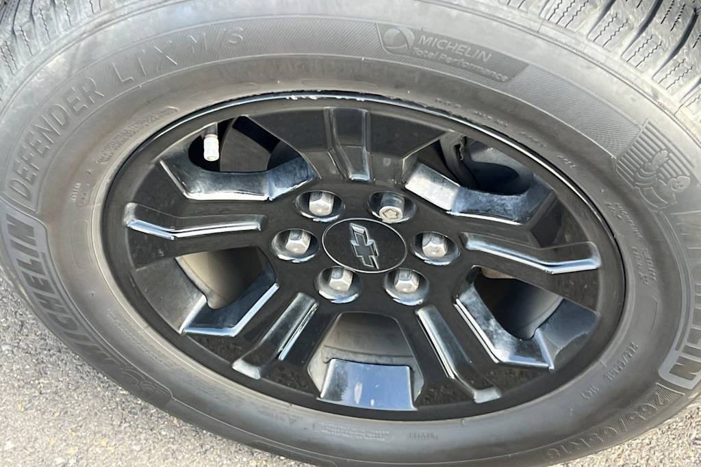 Thumbnail: 2019 Chevrolet Suburban - 7