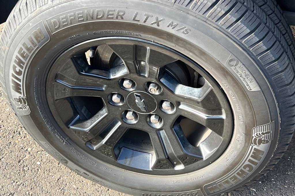 Thumbnail: 2019 Chevrolet Suburban - 18
