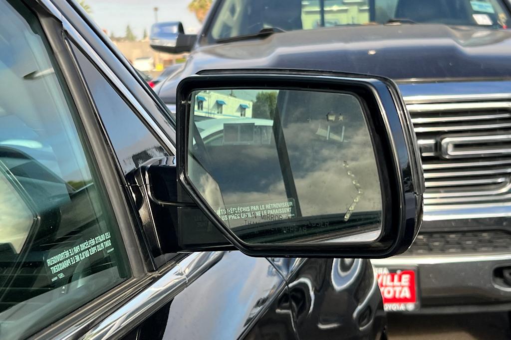 Thumbnail: 2019 Chevrolet Suburban - 2