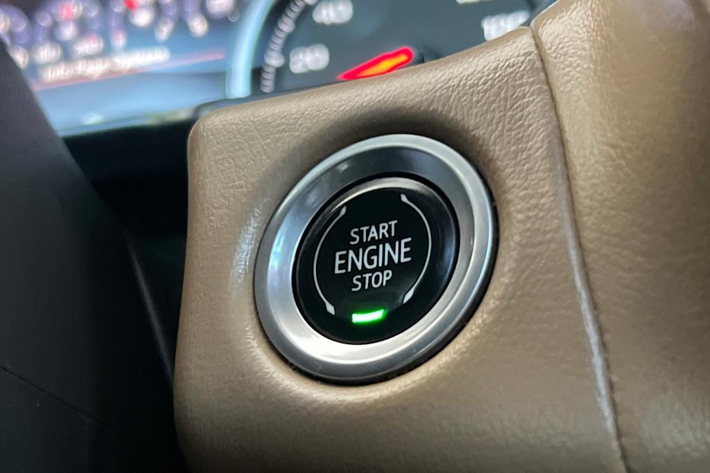Thumbnail: 2021 Chevrolet Tahoe - 31
