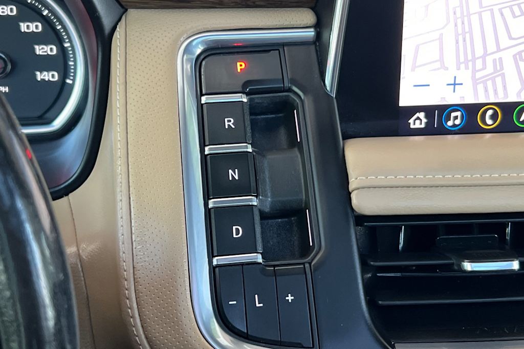 Thumbnail: 2021 Chevrolet Tahoe - 30