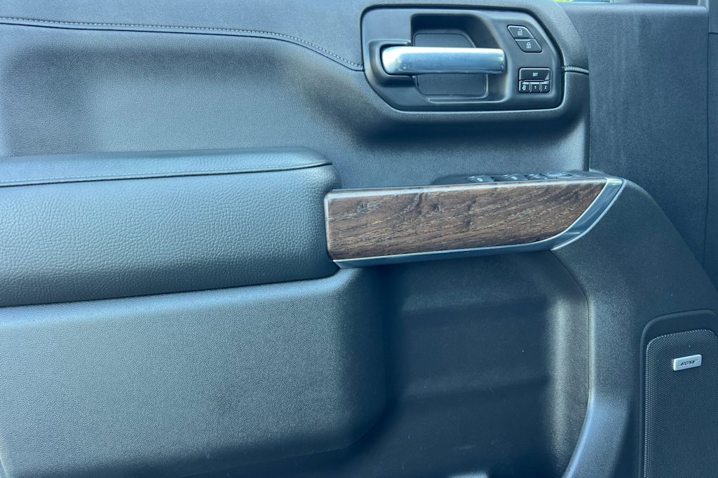 Thumbnail: 2020 GMC Sierra 2500 - 18