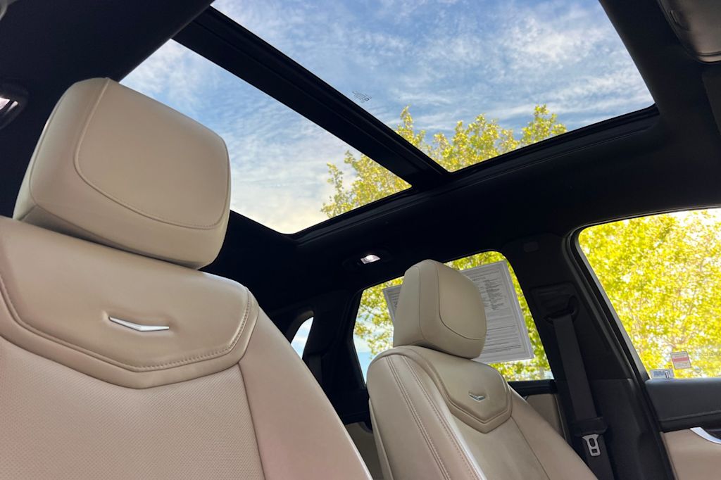 Thumbnail: 2017 Cadillac XT5 - 24