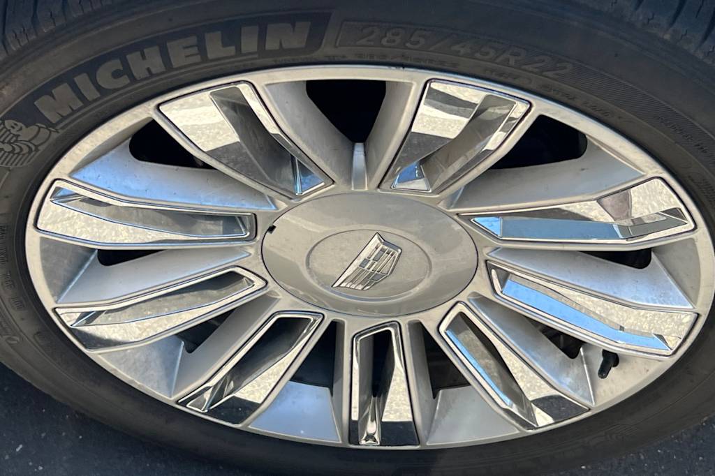 Thumbnail: 2019 Cadillac Escalade - 6
