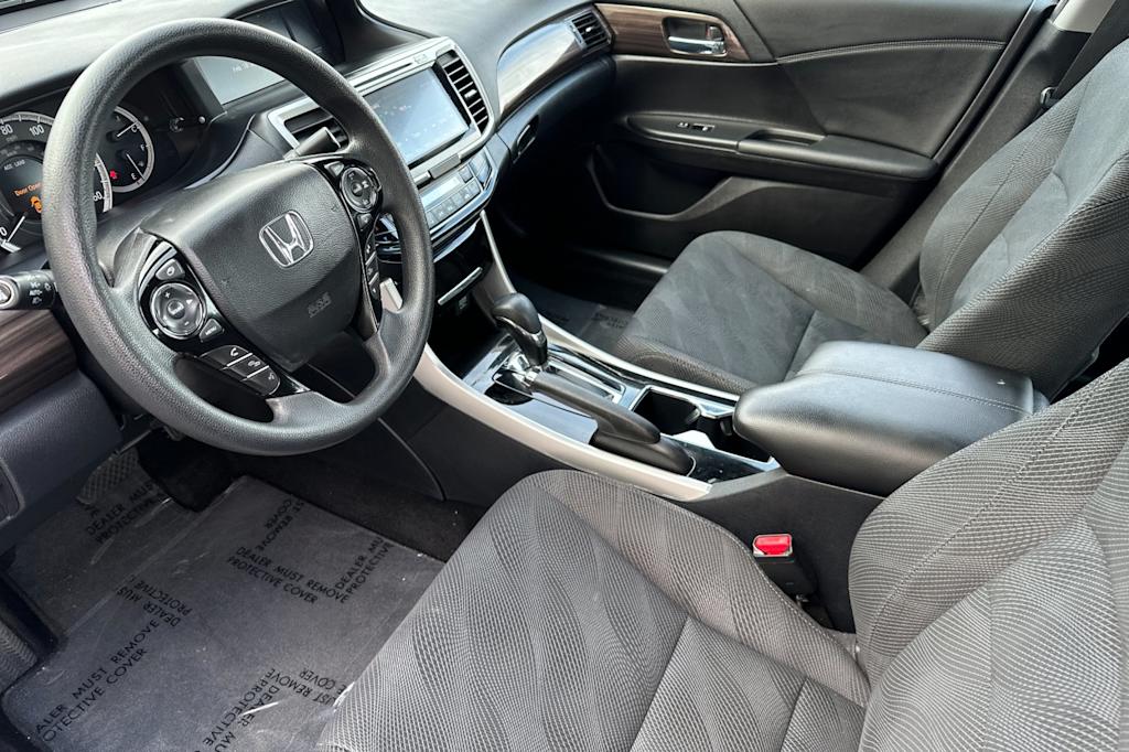 Thumbnail: 2016 Honda Accord - 9