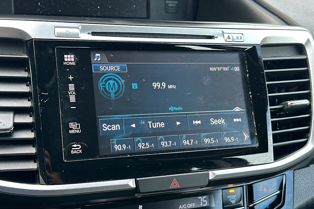 Thumbnail: 2016 Honda Accord - 14